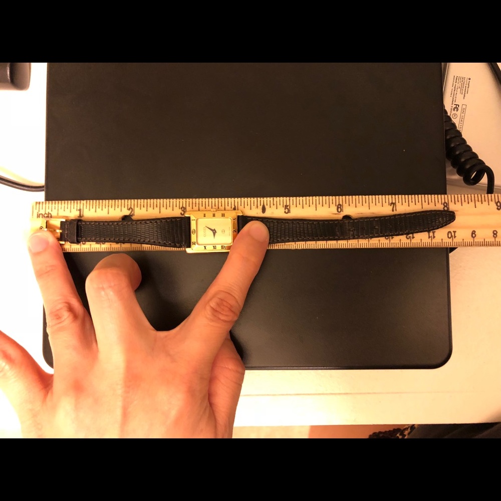 Small Gucci Watch❤️